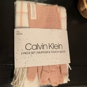 scarf and glove gift set